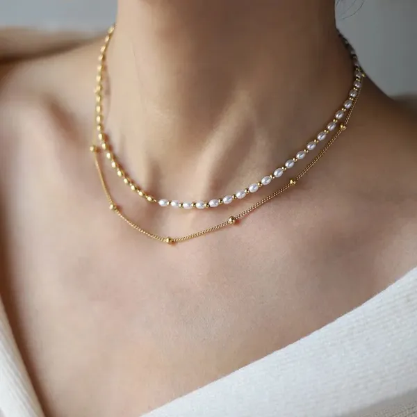 Gold_Layered_Pearl_Beaded_Necklace_For_Women